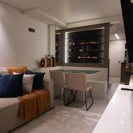 Residencial Instambul, Localizado Em Bairro Nobre, Proximo A Universidade Bento Goncalves Exterior photo
